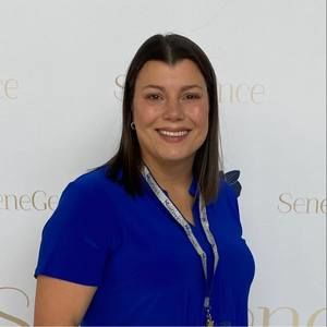 Meet your Posher, Laura